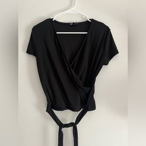 Cropped T-shirt with ties